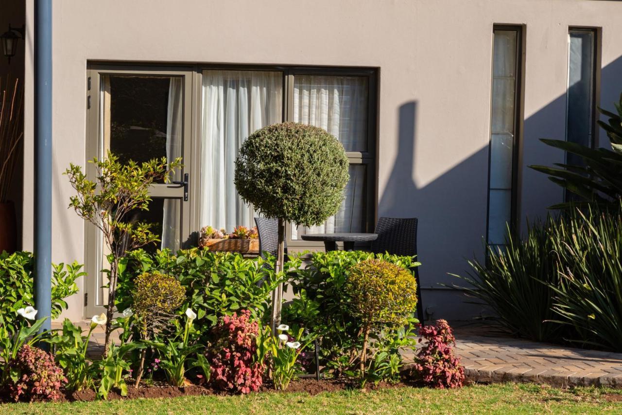 Glen Maine Guest House Pretoria-Noord Εξωτερικό φωτογραφία