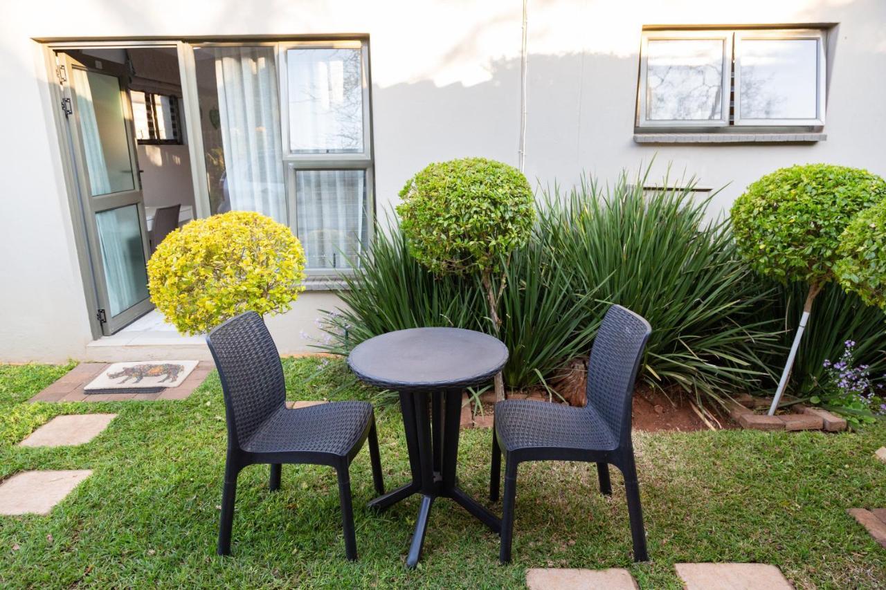 Glen Maine Guest House Pretoria-Noord Εξωτερικό φωτογραφία
