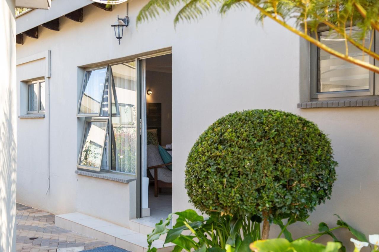 Glen Maine Guest House Pretoria-Noord Εξωτερικό φωτογραφία